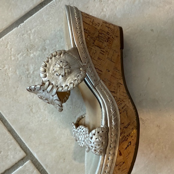 Jack Rogers Women's Gold  Wedge Sandals - Picture 4 of 5